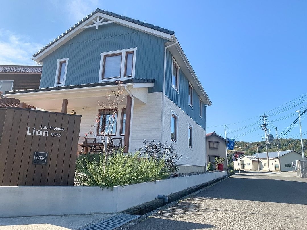 カフェショクドウリアン