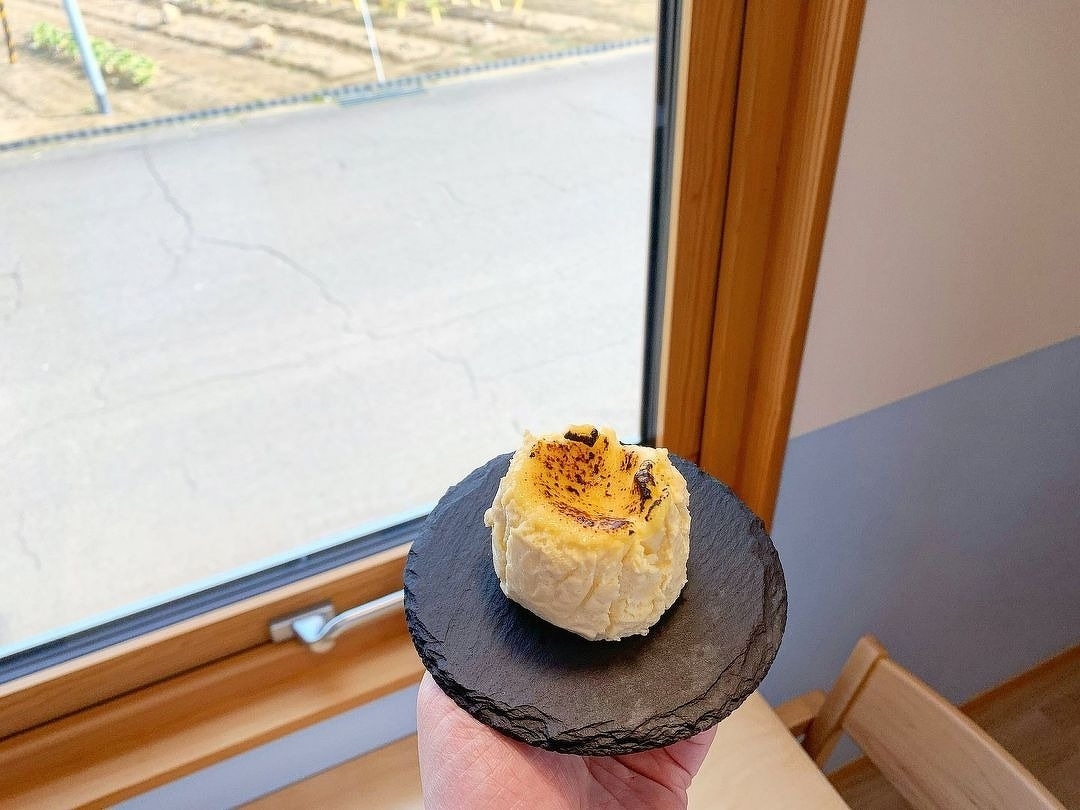 試作品　ミニバスクチーズ